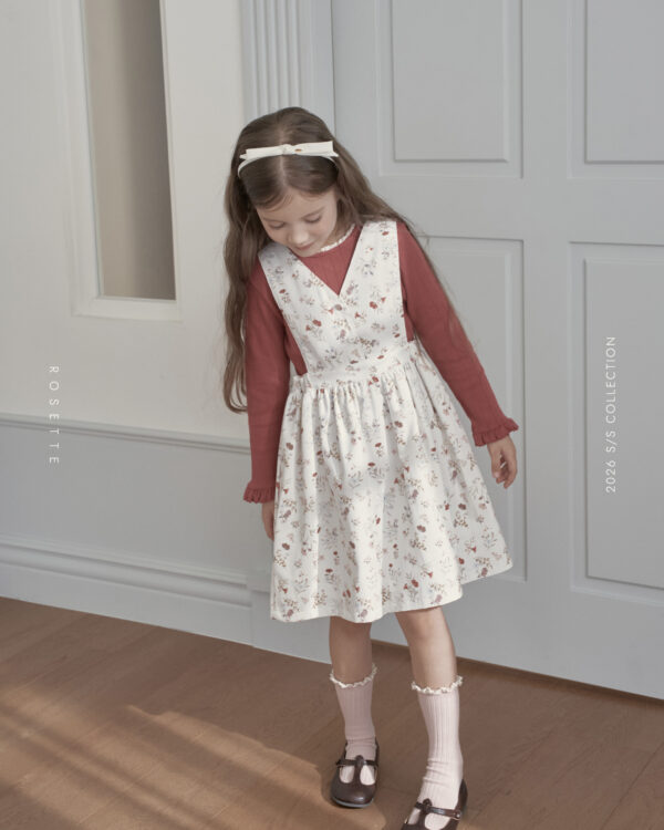 CC5F849E-304B-43E4-BBD9-8F75EB46BD9B 〖預購〗Haute 慵懶美學碎花吊帶裙