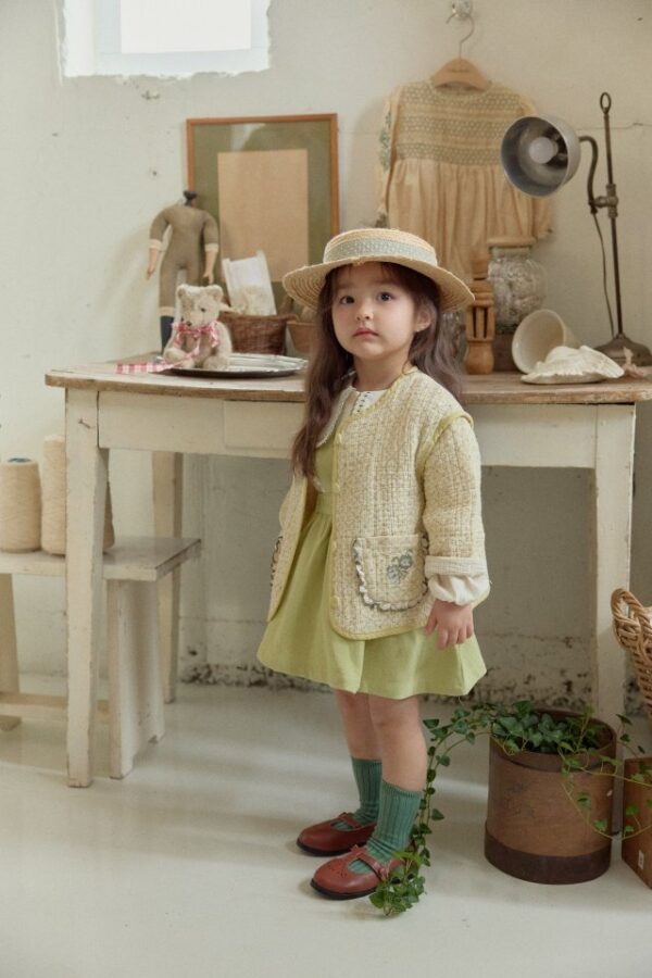 CD3B5163-996F-49F6-A804-81051BF09DC8 〖預購〗Maison 絎縫外套