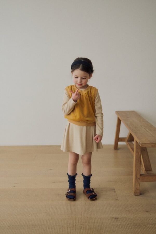 CF3D35C8-EECE-49A5-82D6-BF79B5C8C2DD 〖預購〗貝莉暖心背心