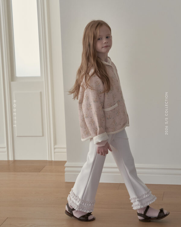 D19F5B7F-D09F-49E0-BEEF-8D6993CAC211 〖預購〗Humming 氧氣蕾絲邊連帽外套