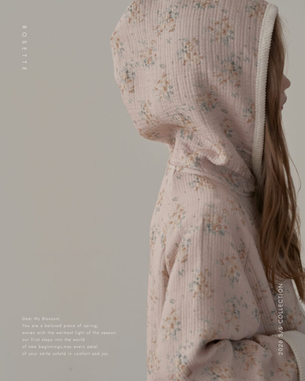 D918AB54-D87C-440B-8EF5-34821A9C3751 〖預購〗Humming 氧氣蕾絲邊連帽外套