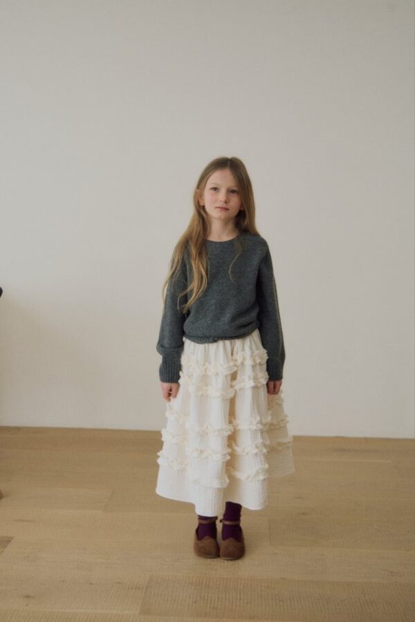 DA35FBF5-DB04-4E21-B9A7-77A53AE8DD9E 〖預購〗純白凱特多層次蛋糕澎澎裙