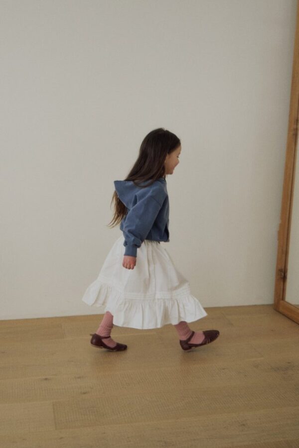 DDA8270D-BC6A-414F-8DF1-E6A3999C8FC3 〖預購〗花語繫帶圍裙式質感長裙