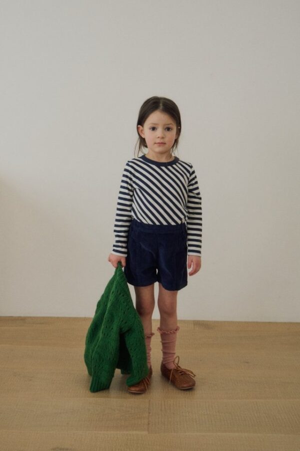 DDD0B7AE-C4CC-4EF8-B6D0-5CB09F90040E 〖預購〗奶油濾鏡 Crema 質感五分褲