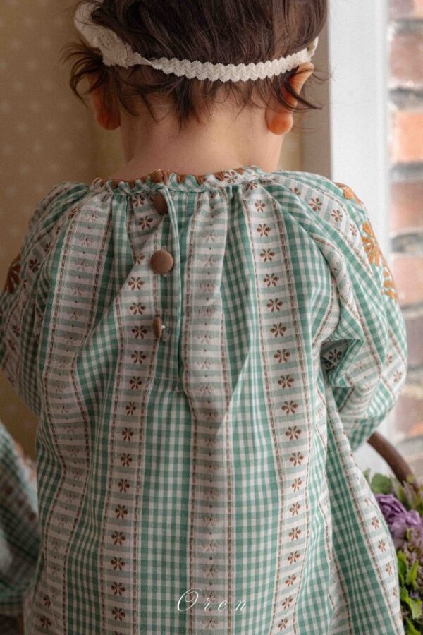 DF4026A8-8673-463F-A7DF-B0CB132D99FF 〖預購〗Cefuri 復古格紋洋裝