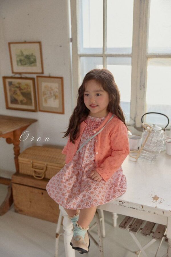 E9DF6807-334F-44F0-BDE2-EB2C524EA9A1 〖預購〗 Rosaline 針織開襟外套