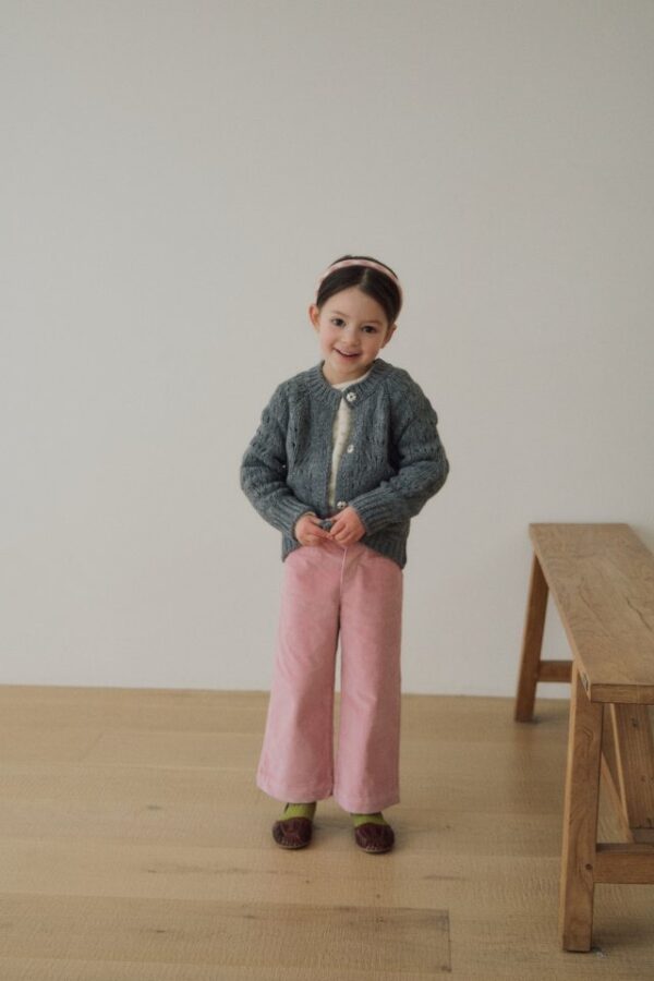 EF7EA88A-B815-45DA-AE65-253B716B234E 〖預購〗極光燈芯絨長褲