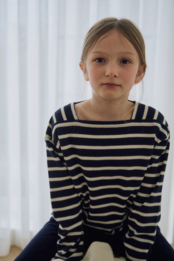 F37DC356-11D3-400C-B806-94EDA9377FD4 〖預購〗歲月水洗經典橫條紋上衣