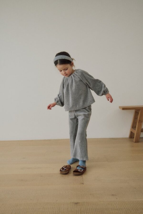 F4546AD5-46CB-44AF-B3DD-115416700627 〖預購〗Coco 詩篇縮口袖套裝