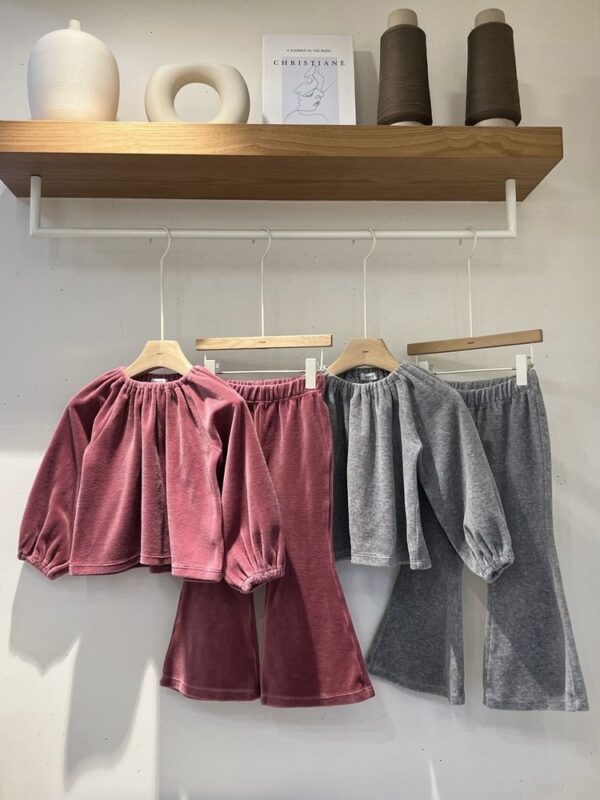 F49FA50E-0E45-4E7D-8209-0F1A531AD8E6_1_201_a 〖預購〗Coco 詩篇縮口袖套裝