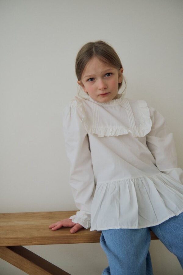 F4FCFDC2-B563-4DBA-9FE1-4304B5B7494F 〖預購〗Soma 織夢細膩襯衫