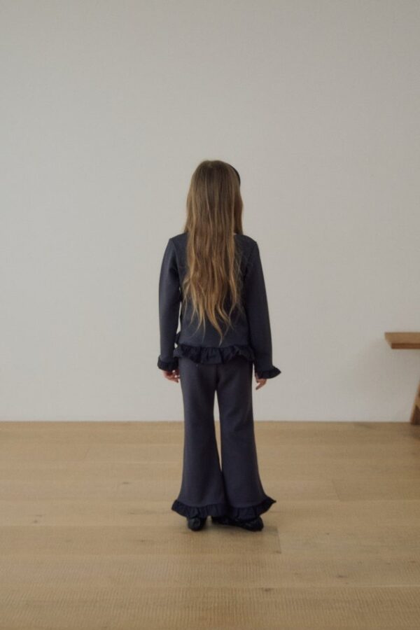 F8A2F3D8-B2FE-4A2C-AED7-A7CE54000710 〖預購〗Alto 荷葉邊飾套裝