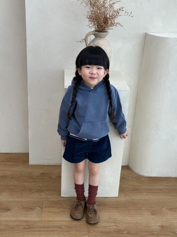 FB07F630-3C55-4CB4-9438-89F0E2DC5299 〖預購〗晨露復古連帽上衣