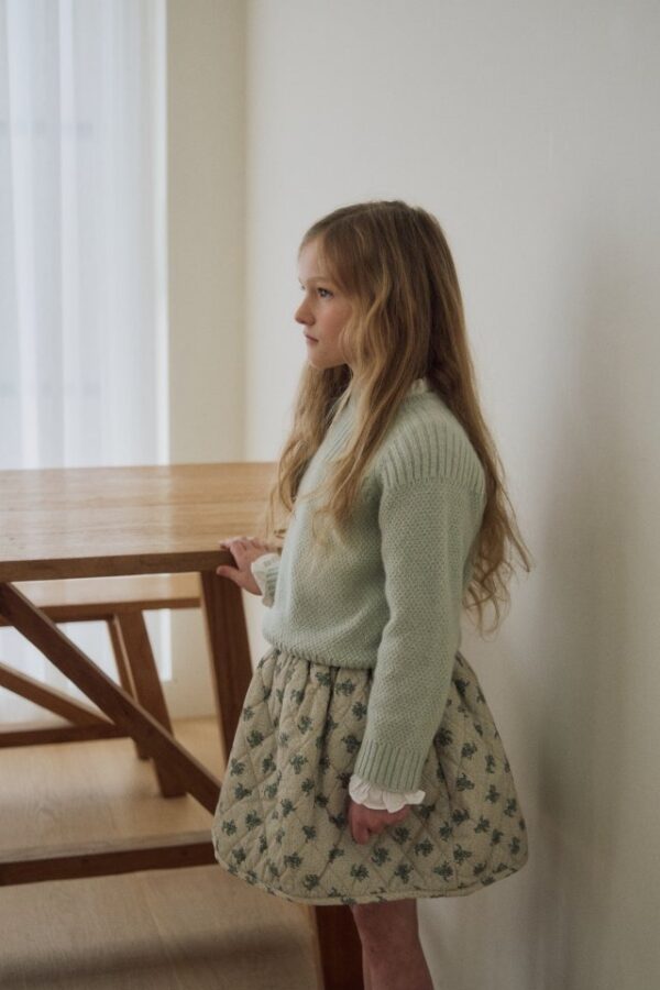 FB504361-0CA3-45C8-8A75-9EC14594D70B 〖預購〗Mie 羊絨感圓領上衣