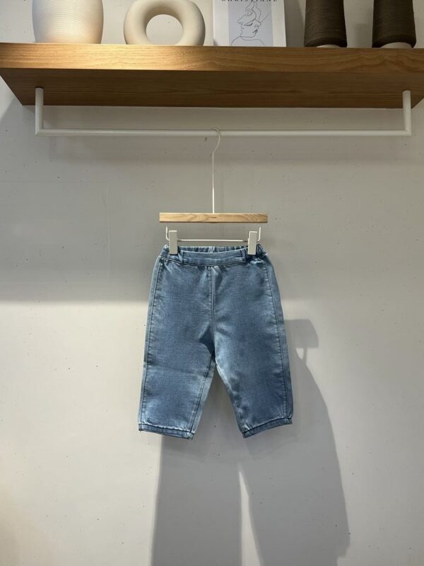 FBBED667-921E-4774-89A0-E94B3D079B93_1_201_a 〖預購〗布里漫步修身牛仔褲