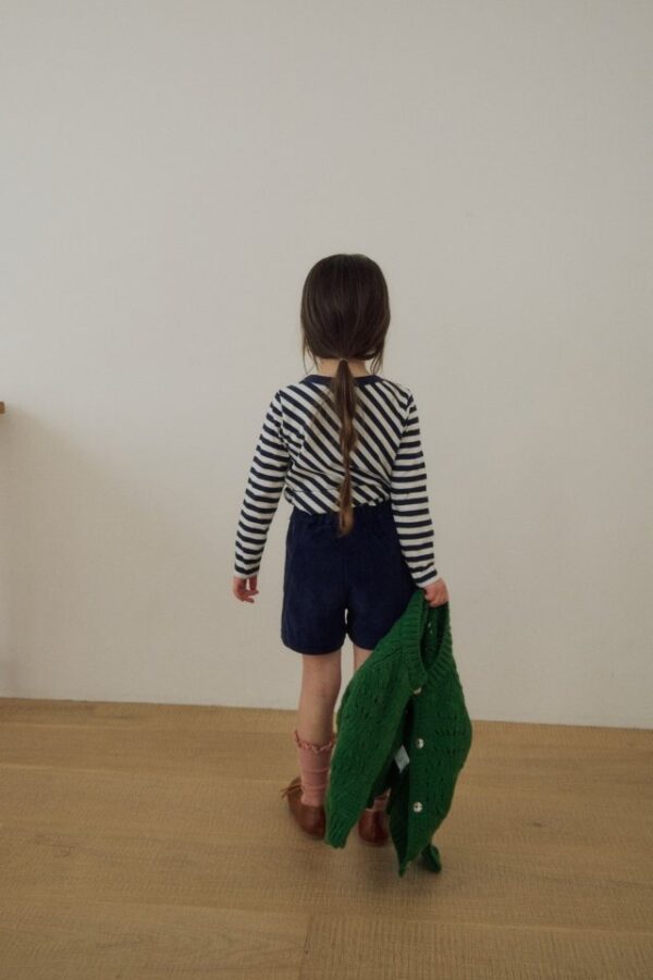 FCA8C8F3-AED6-4230-9249-7CC1A98EDEF9 〖預購〗奶油濾鏡 Crema 質感五分褲