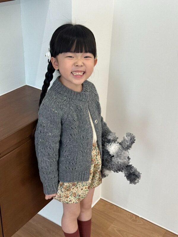 imgi_136_0986163001770541373 〖預購〗Ray 羊毛混紡針織外套