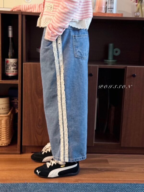 003C3DED-DC42-4827-9C49-26E7DE3B7483_1_105_c 〖預購〗側邊蕾絲拼接質感休閒長褲