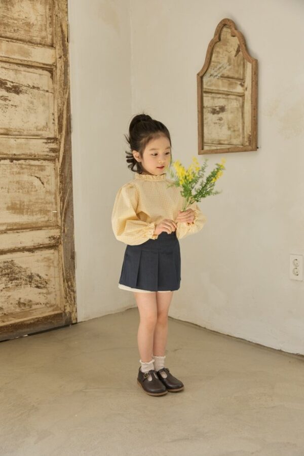 02404D7D-1693-4167-B857-583E88773139 〖預購〗褶皺詩篇層次感短褲裙