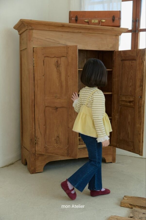 02C8CD40-18E0-489B-A648-E44B74F18E68 〖預購〗Merci 織夢層次感蕾絲背心