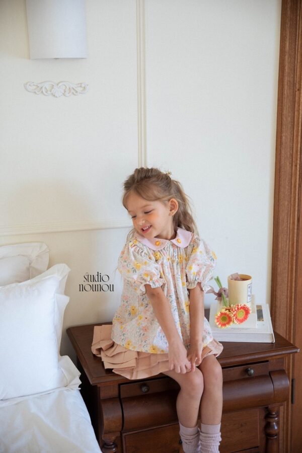 052A925A-6E98-4EEA-9044-F08449A32CE1_1_105_c 〖預購〗古典複寫提花襯衫