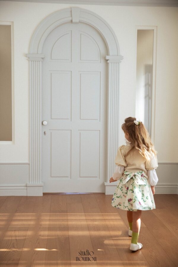 0708EBF6-95B0-4598-80EA-C3CD08319FD4_1_105_c 〖預購〗指尖溫度立體織紋上衣