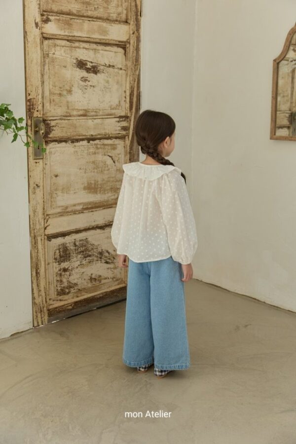 0861257C-22BC-4543-8ED7-2A67C0566421 〖預購〗花漾盛綻細膩上衣