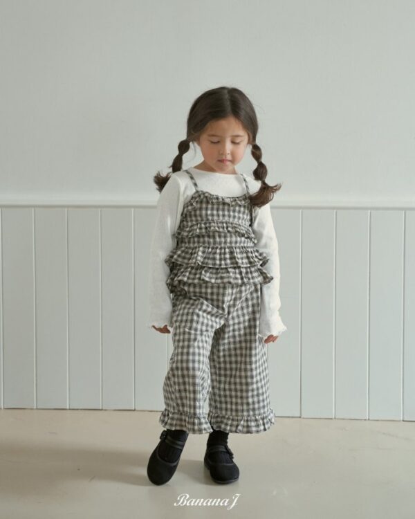 0E62C562-D7CD-41DC-AF66-A9D6AF8CAD2F 〖預購〗Hershey 經典格紋荷葉邊小背心