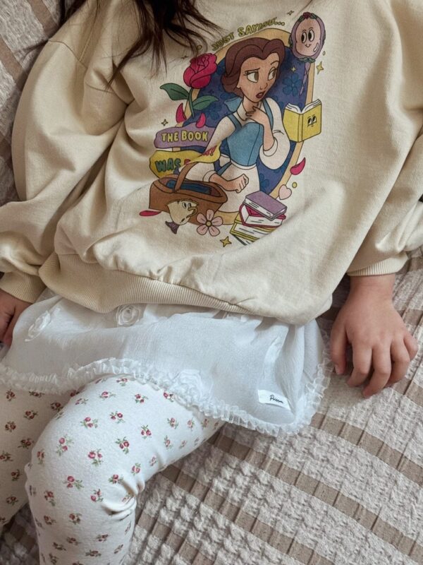 0E75F07C-4E37-4D36-A493-628507DB2137_1_105_c 〖預購〗Sweet Bell 貝兒公主大學T