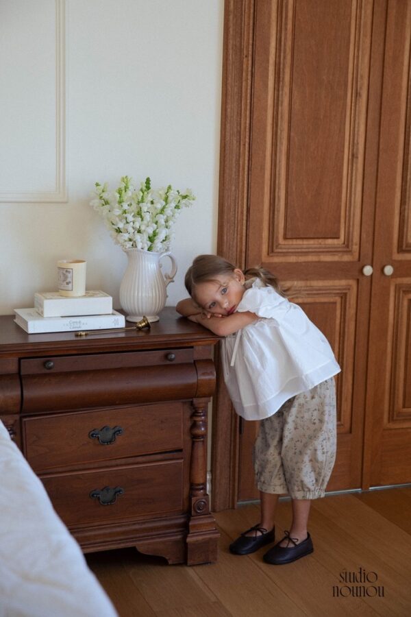 0E9CA5D8-804C-4CD3-9DA7-BE6AA344E2A4_1_105_c 〖預購〗花綻序曲圓潤燈籠褲