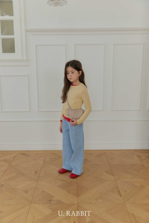 0FB3E462-0DE5-4921-8393-756A7645DB6A 〖預購〗春日棉花糖高彈力修身上衣