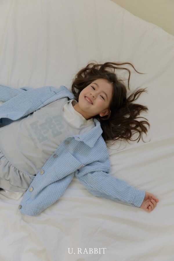 103DD68E-AFB0-4979-8FF1-74FB52A0F8C9 〖預購〗微風感丹寧襯衫外套