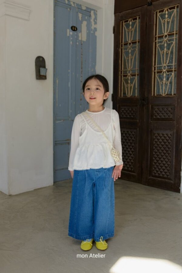 10DEA22C-E435-49F1-B229-4D094EF19B09 〖預購〗Merci 織夢層次感蕾絲背心