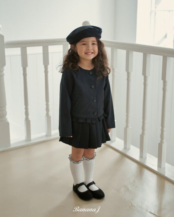 11080321-751F-4464-8A3A-067C8EB7EB60 〖預購〗摩亞荷葉外套