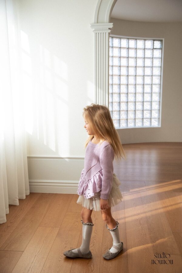 14D7C041-37EB-4B1C-8EDC-AFFB6AB88CD4_1_105_c 〖預購〗倒影幾何鏤空毛衣