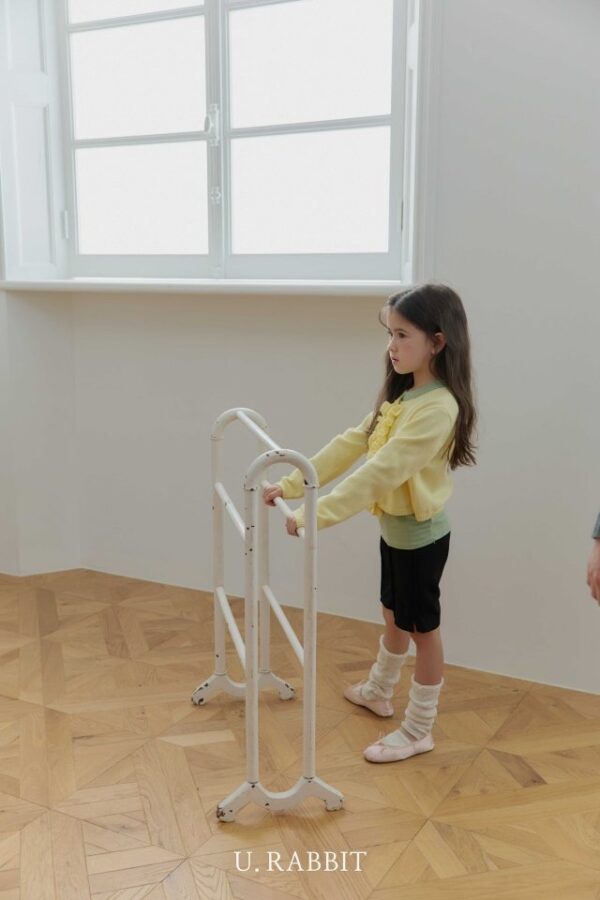 18D6B70B-C974-4FF5-81C1-C9B315EEC5E3 〖預購〗纖長剪影立體縫線彈力窄管褲