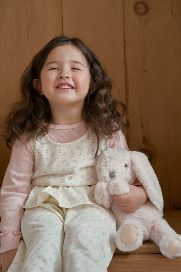 199BB4F5-5789-41C0-ACEF-0785F5BDBE76 〖預購〗羅倫柔霧感雙層荷葉邊上衣