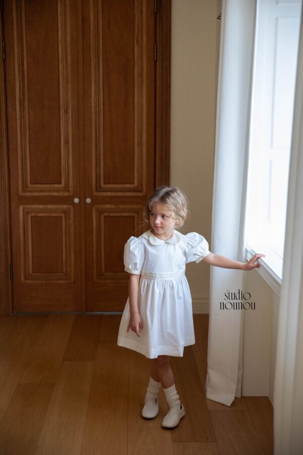 1F3C0465-1F17-4471-A2CC-73CAB68B6F2C_1_105_c 〖預購〗星塵緞帶澎袖洋裝