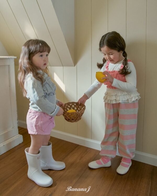 24D83946-3463-49D2-9155-983E730B7F44 〖預購〗Maison 浪漫層次蛋糕擺上衣