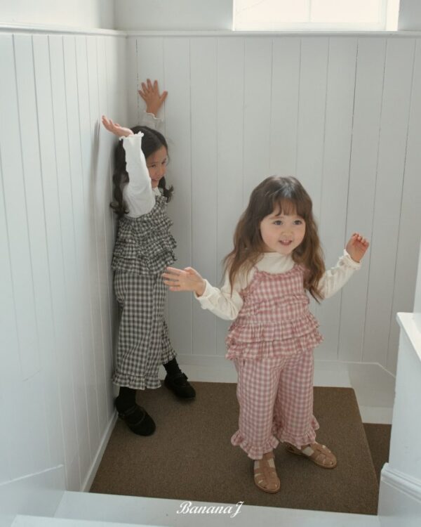 2BCDA2F2-3358-4AD7-B52B-A3E474CE823F 〖預購〗Hershey 經典格紋荷葉邊小背心