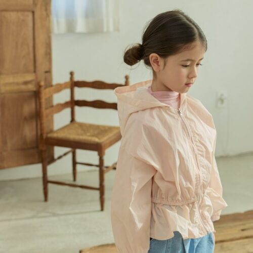 3055C578-5F04-4BAB-B920-69504FE521BD 〖預購〗清晨薄霧連帽外套