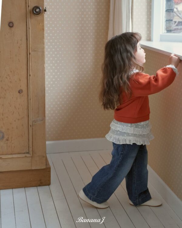 31FC0DFB-71FF-4C51-A09C-C6CA6F7D4F02 〖預購〗Milo 經典滾邊大翻領拼色上衣