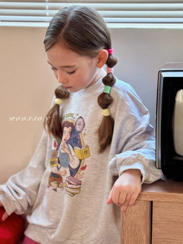 3236A3CC-7A12-4C64-B6F5-AC861B8897E3_1_105_c 〖預購〗Sweet Bell 貝兒公主大學T