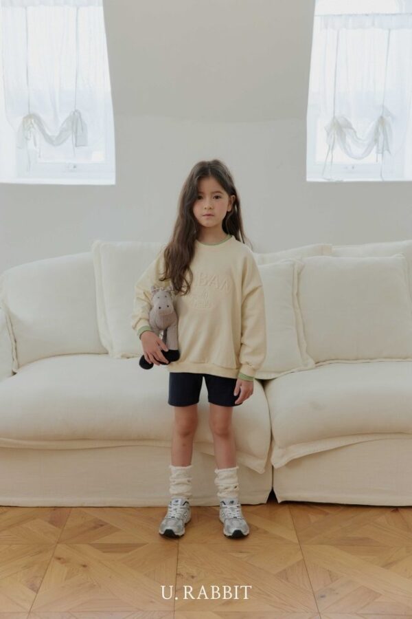 33116ACA-9CED-4E97-8FD9-38FFEC4770DB 〖預購〗律動感翻摺邊修身五分單車褲