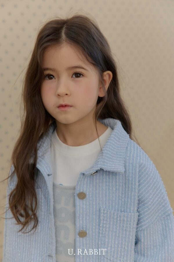 35BCF07A-40AE-4EB5-86CA-41DE5FF5C38E 〖預購〗微風感丹寧襯衫外套