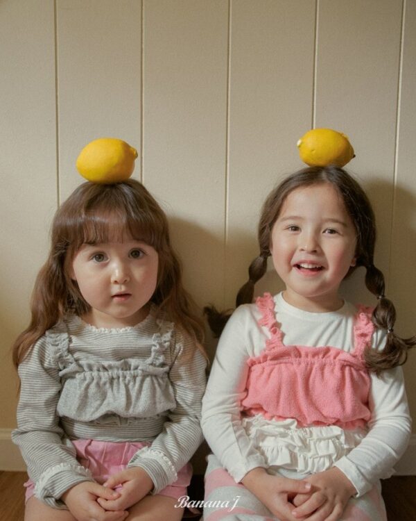 3A38A1F2-F1E6-4A2D-8F44-4EB1E2BF2424 〖預購〗馬林風情橫條紋上衣