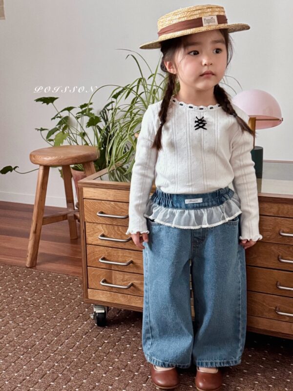 3DE9CCC8-1EC0-4231-91E4-BCED0C5E4CF7_1_105_c 〖預購〗Mellow 蝴蝶結飾親膚上衣