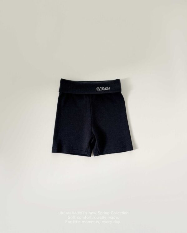 406FAC6D-5DFE-4B70-B4F7-A6F968F87F7D 〖預購〗律動感翻摺邊修身五分單車褲