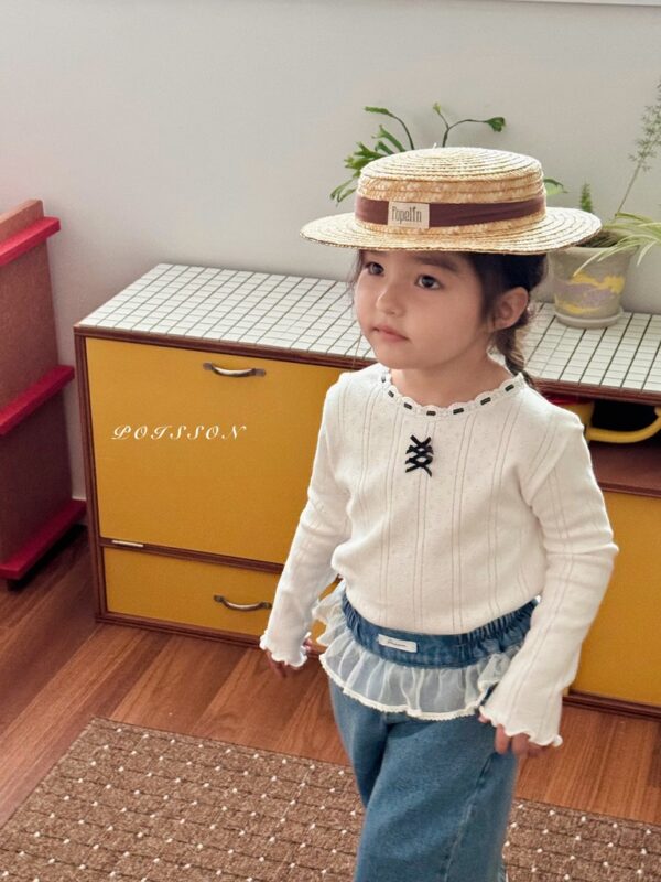 42C60C87-F984-4432-8DC7-D464996D5ED6_1_105_c 〖預購〗Mellow 蝴蝶結飾親膚上衣