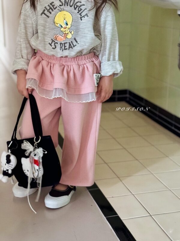 42CA12AD-9CC0-4BB8-B461-165E8C68EB85_1_105_c 〖預購〗Tweety 春天擁抱上衣